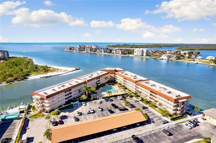 At the convergence of the Collier Creek, the Marco River, and the Gulf of Mexico