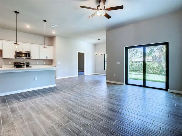 3215  41st W ST, Lehigh Acres, FL 33971