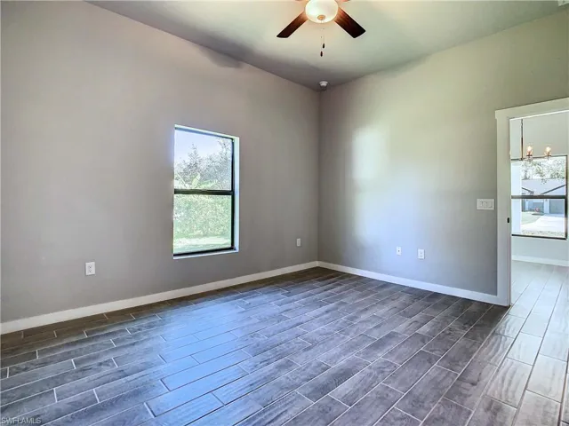 3215  41st W ST, Lehigh Acres, FL 33971