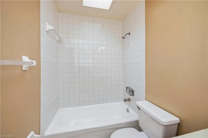 2622 Guest Bathroom