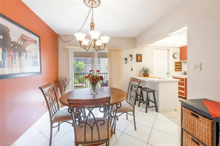 Well coordinated dining/kitchen area and out to lanai.