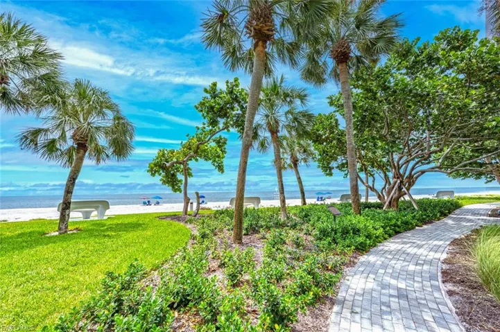 OPTIONAL MEMBERSHIP to park on Gulf of Mexico.