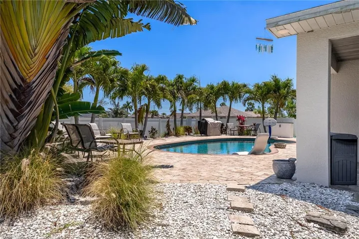 2553 NW 21st  PL, Cape Coral, FL 33993