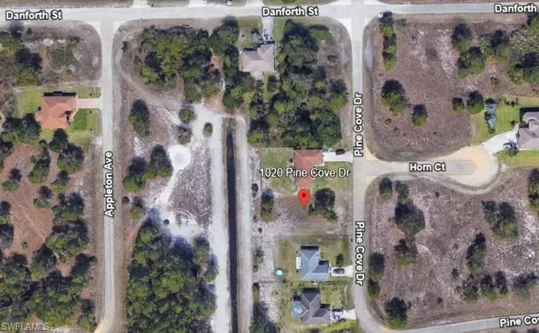 1020 Pine Cove Dr, Lehigh Acres Fl 33974