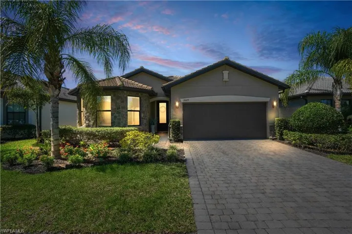 2077 Hamlin St, Naples, Florida 34120