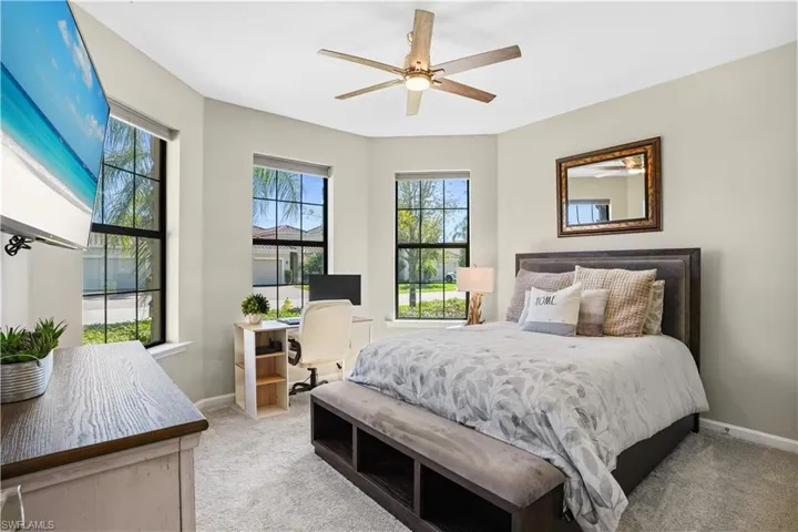 2077 Hamlin St, Naples, Florida 34120