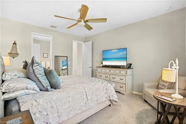 2077 Hamlin St, Naples, Florida 34120