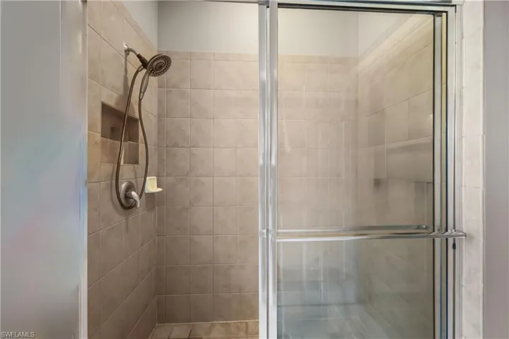 3924 Ruxton RD, NAPLES FL 34116
