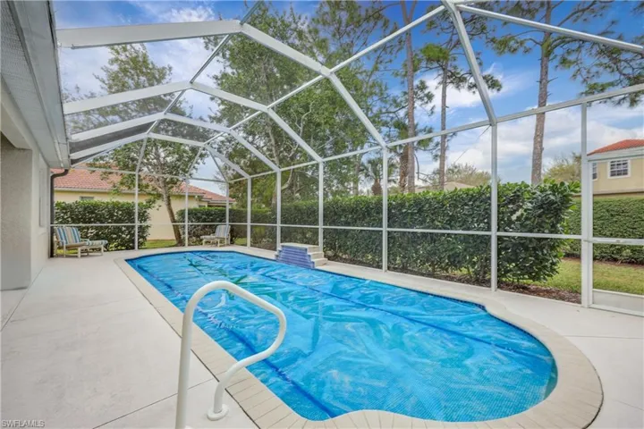 3924 Ruxton RD, NAPLES FL 34116