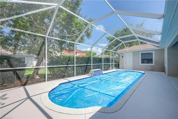 3924 Ruxton RD, NAPLES FL 34116