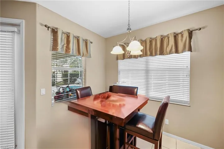 3924 Ruxton RD, NAPLES FL 34116