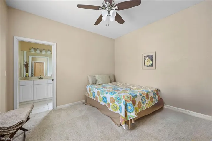 3924 Ruxton RD, NAPLES FL 34116