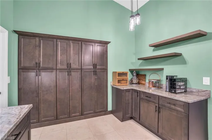 1138  Mobley E ST, Lehigh Acres, FL 33974