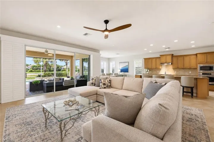 8628 Palermo Ct, Naples, Florida 34114