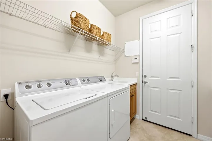 Laundry Room with sink