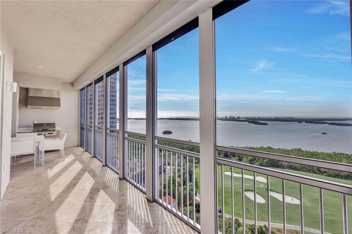 Morning coffee, evening cocktails, an afternoon siesta -- breezy and spacious, you will fall in love with this screened lanai.
