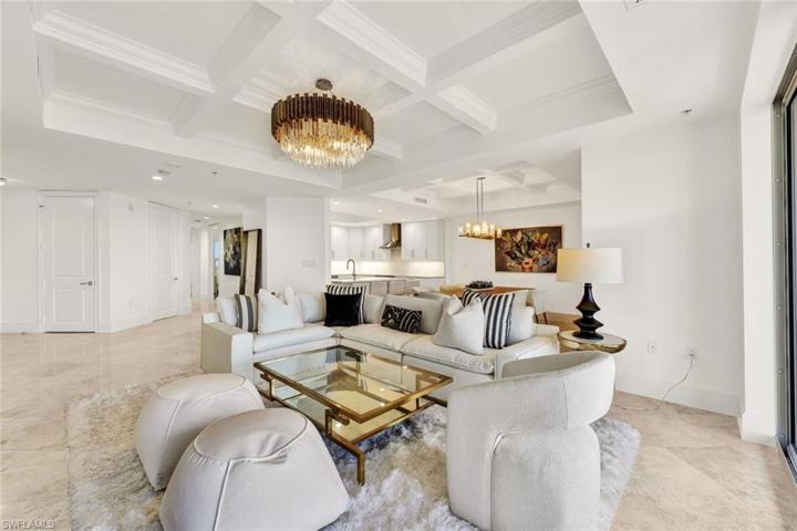 Open, BRIGHT and airy!