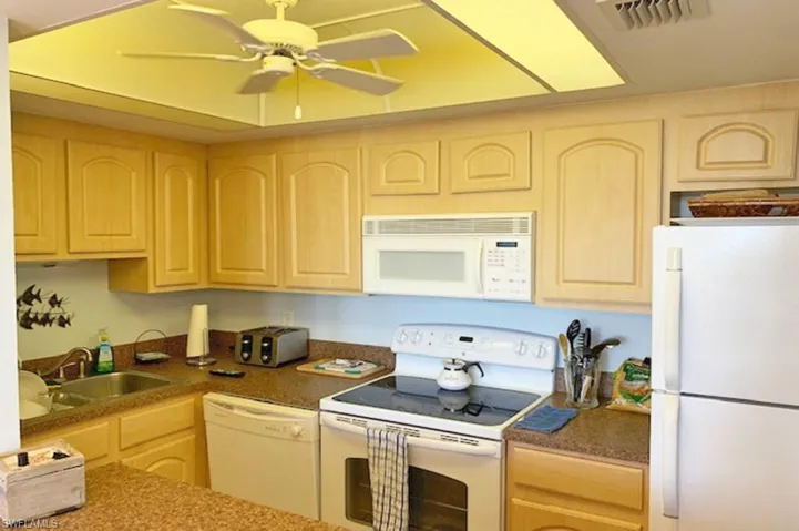 180 Seaview Ct 111, Marco Island, Florida 34145
