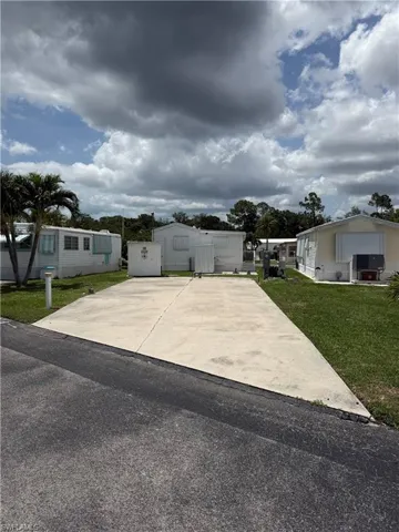 18 Jade Dr, Naples, Florida 34114