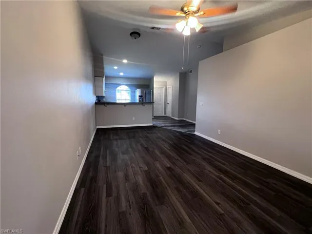 1809 Sw Santa Barbara Pl, Cape Coral, Florida 33991