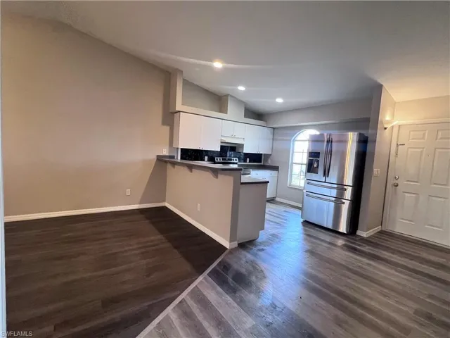 1809 Sw Santa Barbara Pl, Cape Coral, Florida 33991