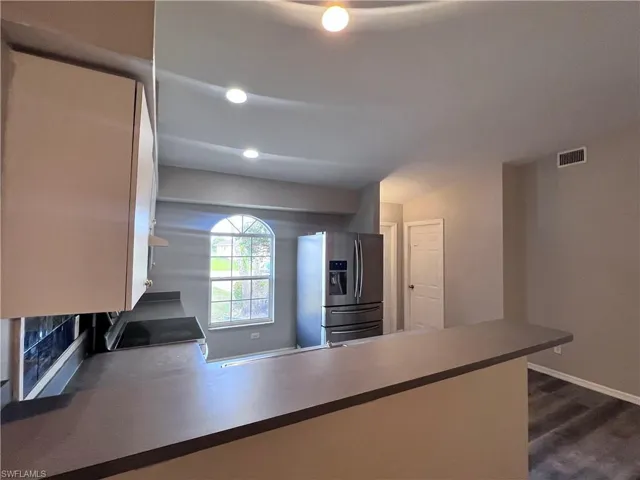 1809 Sw Santa Barbara Pl, Cape Coral, Florida 33991