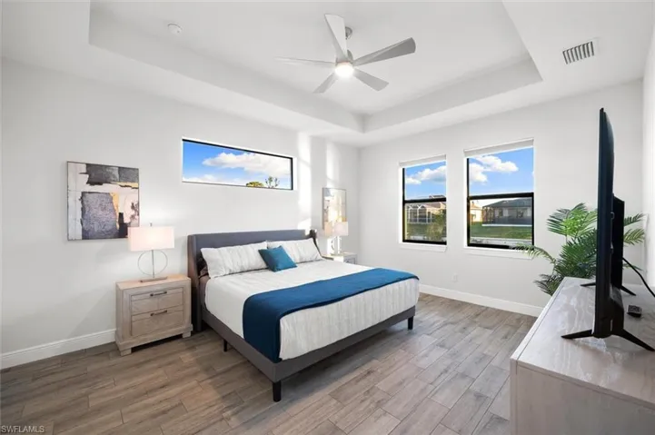 1040 Sw 1st St, Cape Coral Fl 33991