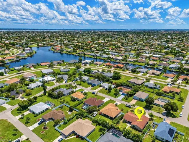 305 Se 27th Ter, Cape Coral, Florida 33904