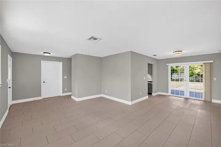 305 Se 27th Ter, Cape Coral, Florida 33904
