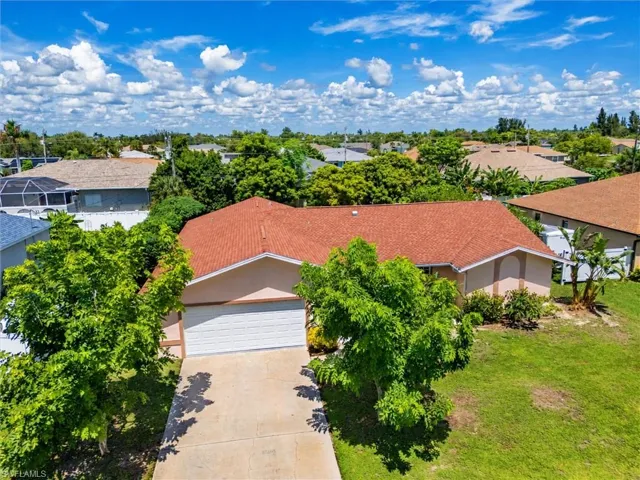 305 Se 27th Ter, Cape Coral, Florida 33904
