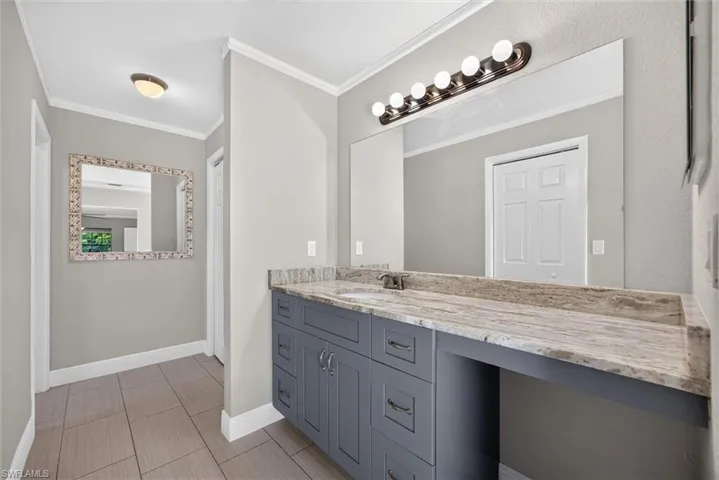 305 Se 27th Ter, Cape Coral, Florida 33904