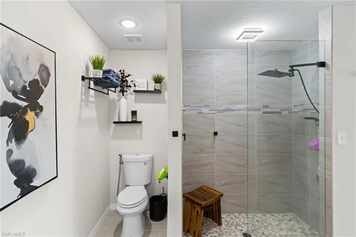 2715 7th St, Cape Coral, Florida 33993