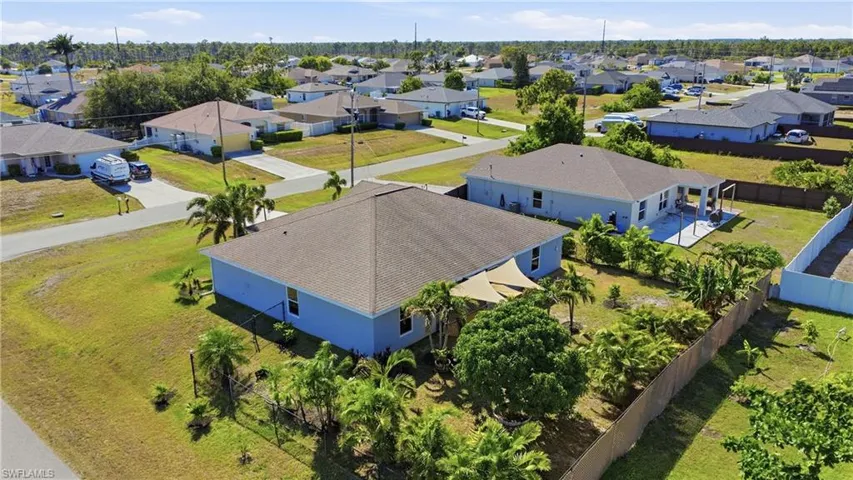 4301 NE 9th  PL, Cape Coral, FL 33909