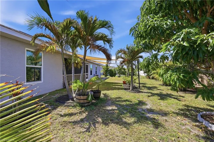 4301 NE 9th  PL, Cape Coral, FL 33909