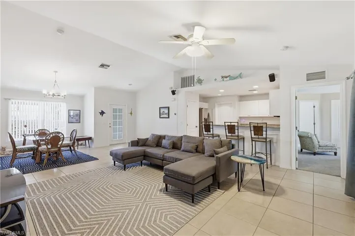 4301 NE 9th  PL, Cape Coral, FL 33909
