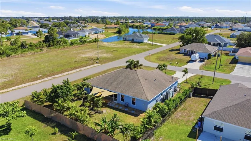4301 NE 9th  PL, Cape Coral, FL 33909