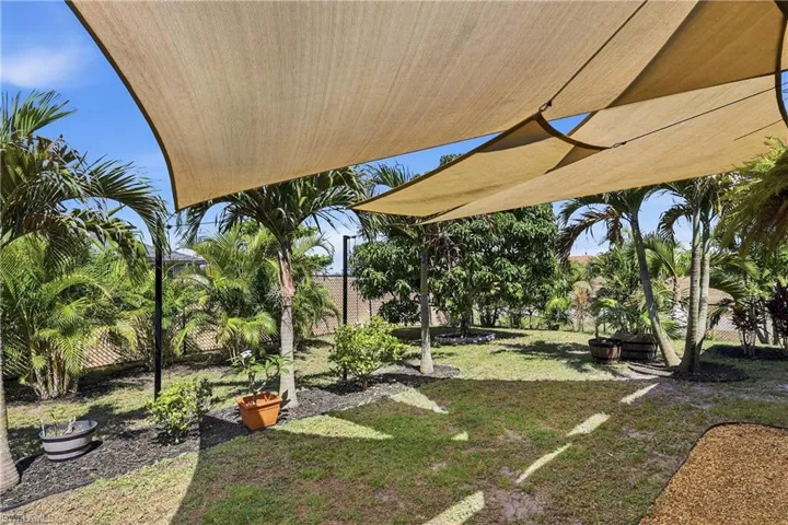4301 NE 9th  PL, Cape Coral, FL 33909