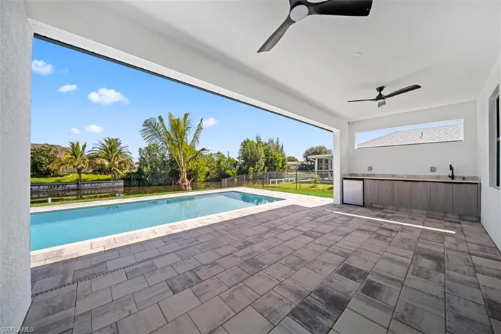 1301 Sw 24th St, Cape Coral, Florida 33991