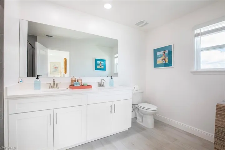 10530 Fountain Palm Cir, Bokeelia, Florida 33922