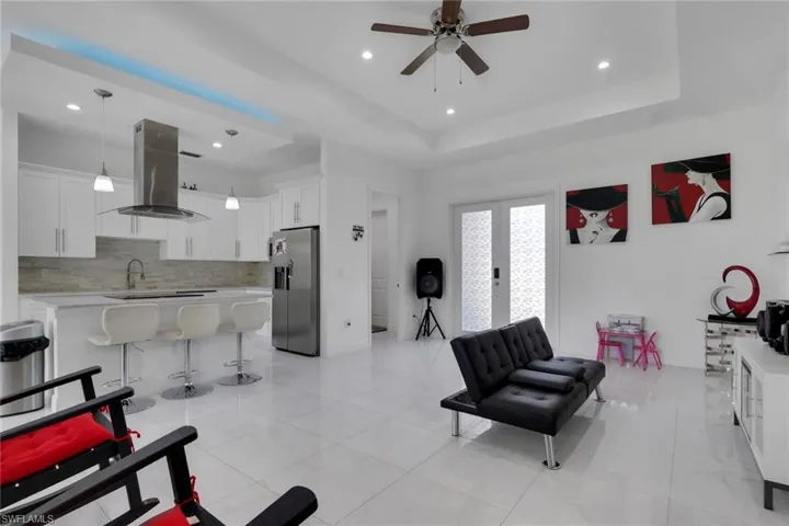 2530 22nd Ave Ne, Naples, Florida 34120