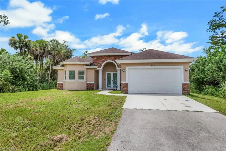 2530 22nd Ave Ne, Naples, Florida 34120
