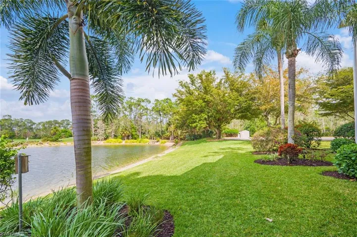 7595  Arbor Lakes  CT, Naples, FL 34112