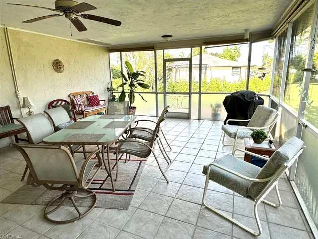 900  Roseate  DR, Naples, FL 34104