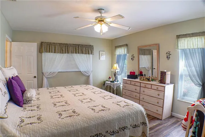900  Roseate  DR, Naples, FL 34104