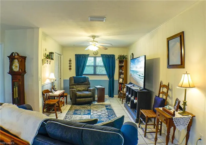900  Roseate  DR, Naples, FL 34104