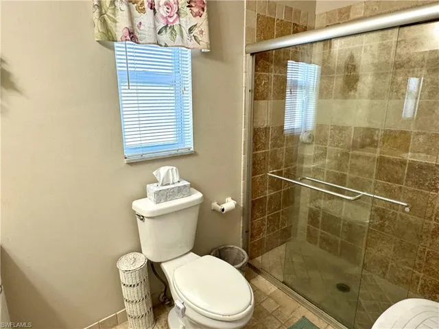 900  Roseate  DR, Naples, FL 34104
