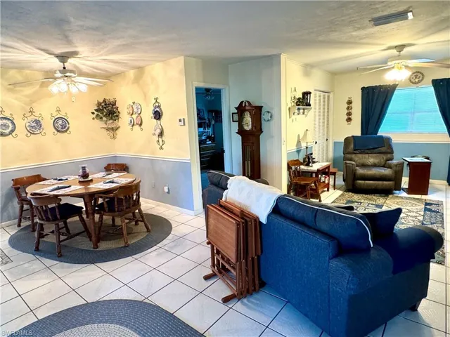 900  Roseate  DR, Naples, FL 34104
