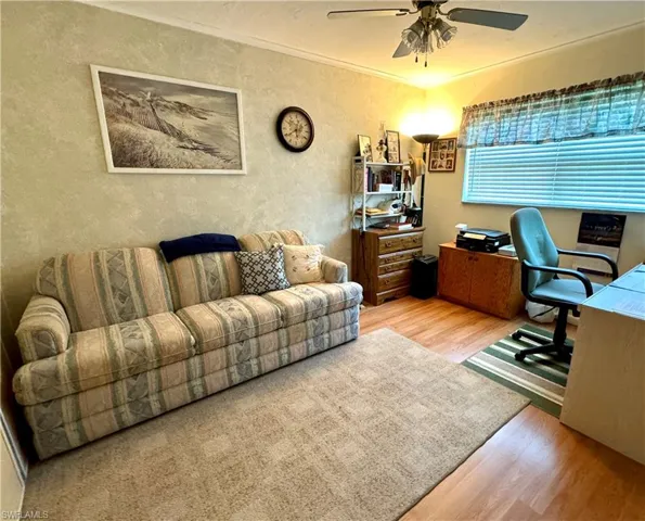 900  Roseate  DR, Naples, FL 34104