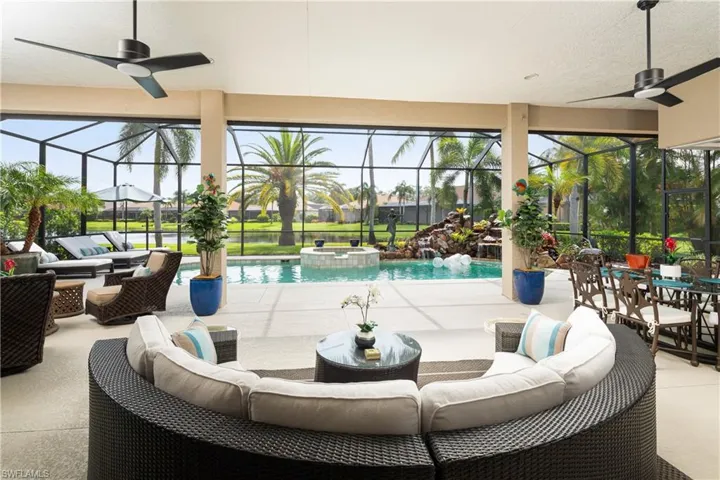 984 Glen Lake Cir, Naples Fl 34119