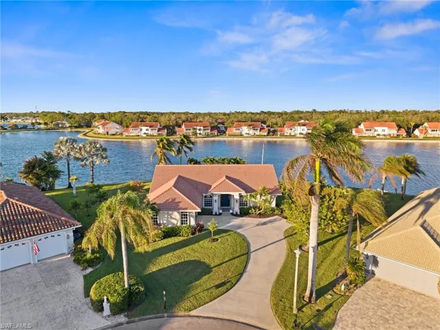 6752  Compton N LN, Naples, FL 34104